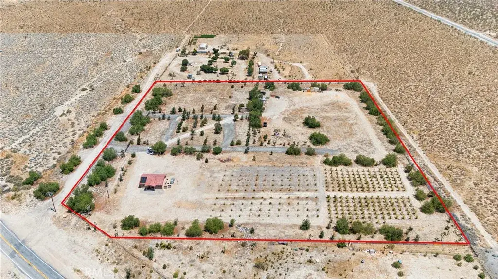 9421 Fort Tejon, South Antelope Valley, CA 93550 - #1