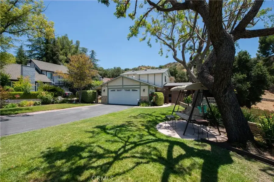 25023 Everett, Newhall, CA 91321 - #3