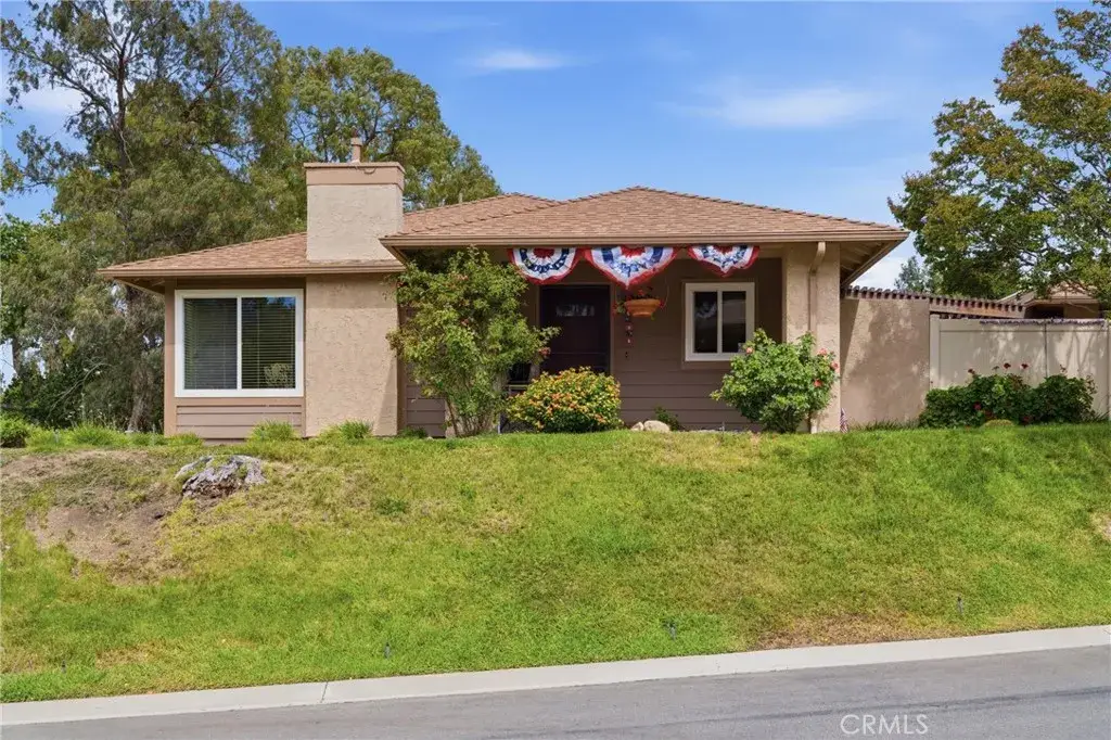 20002 Avenue Of The Oaks, Newhall, CA 91321 - #1