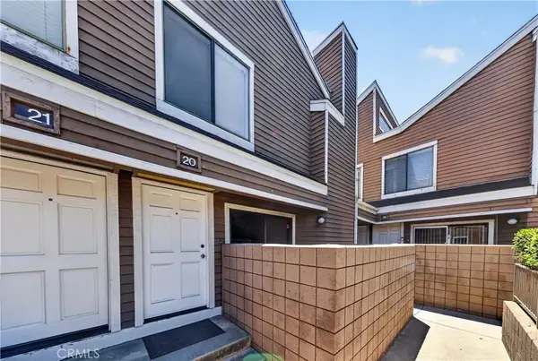 15125 Nordhoff #20, North Hills, CA 91343