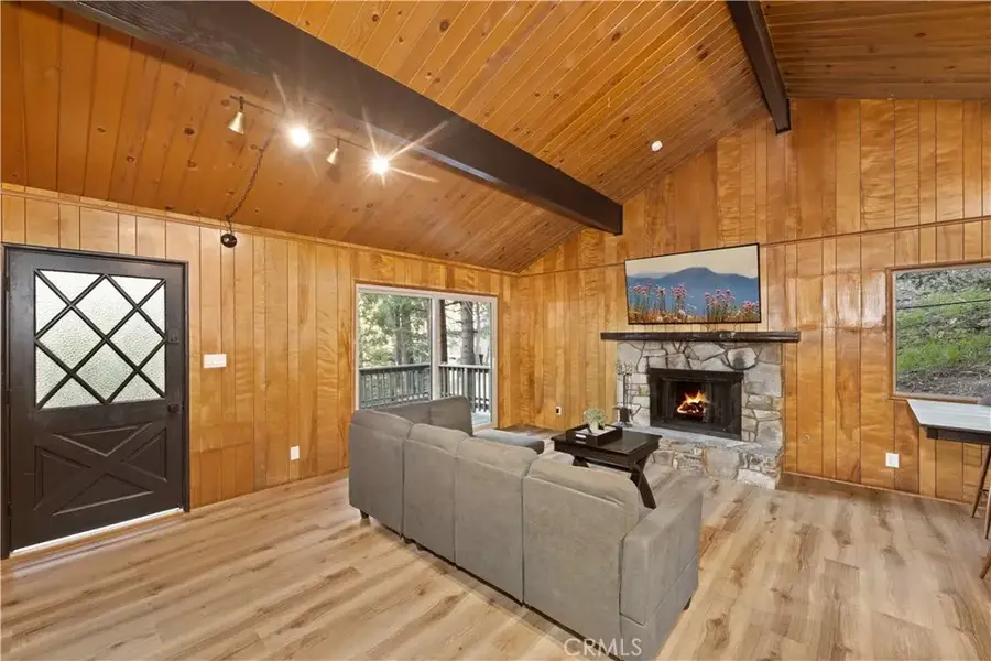 990 Nesthorn, Crestline, CA 92325 - #3