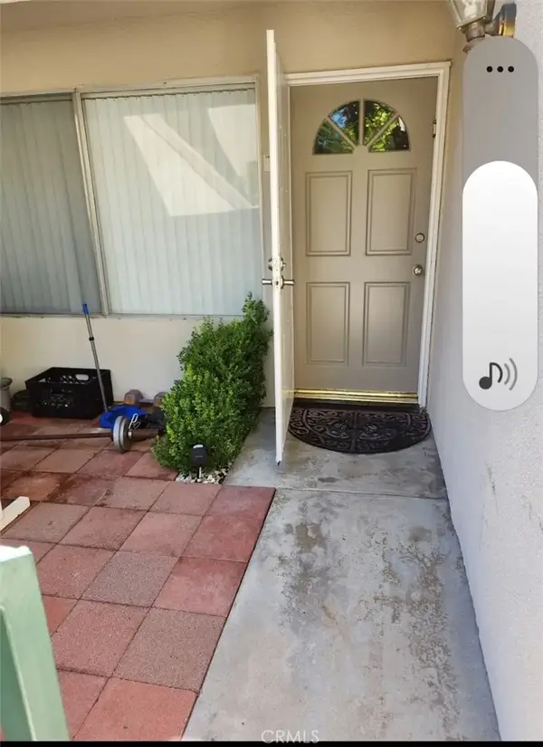 18526 Mayall #I, Northridge, CA 91324