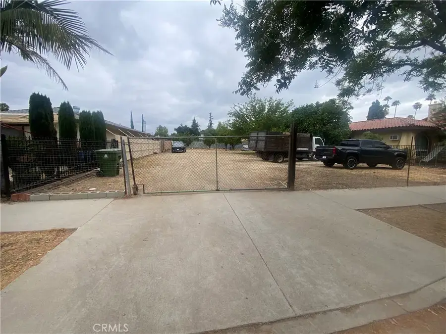 18565 Ingomar, Reseda, CA 91335 - #2
