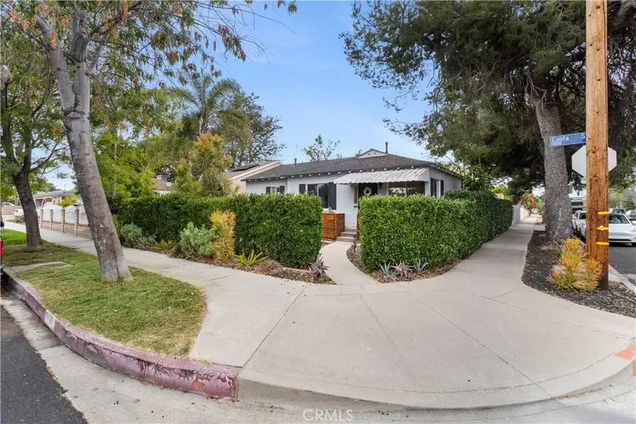 11105 Califa, North Hollywood, CA 91601 - #2