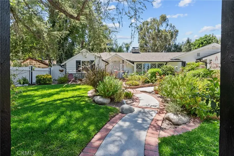 23352 Ostronic, Woodland Hills, CA 91367 - #2