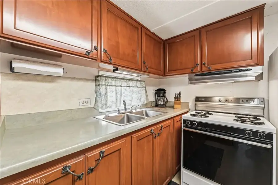 10711 Sherman Grove #9, Sunland, CA 91040 - #3