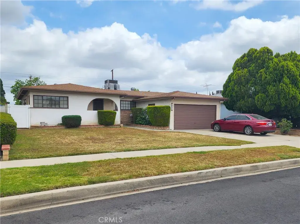 10014 Gaviota, North Hills, CA 91343 - #1