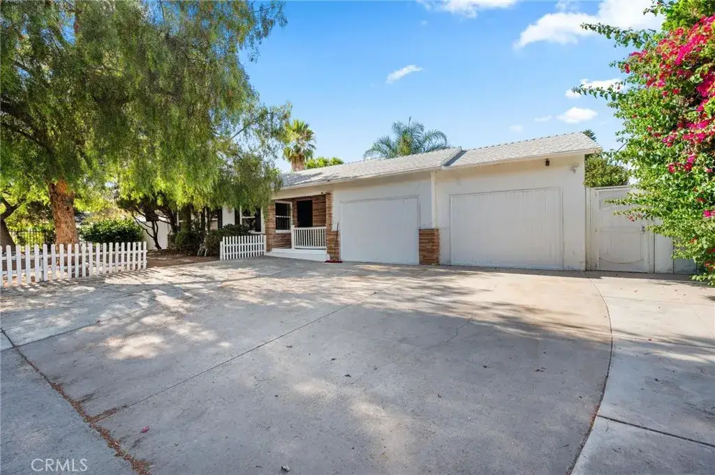 20957 Community Street, Canoga Park, CA 91304 - #1