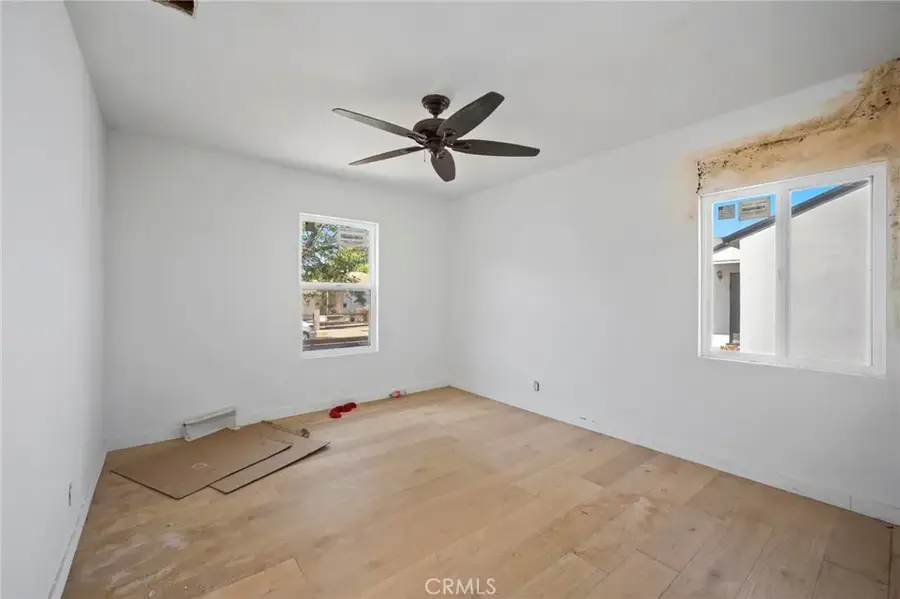 17446 Tiara Street, Encino, CA 91316 - #2