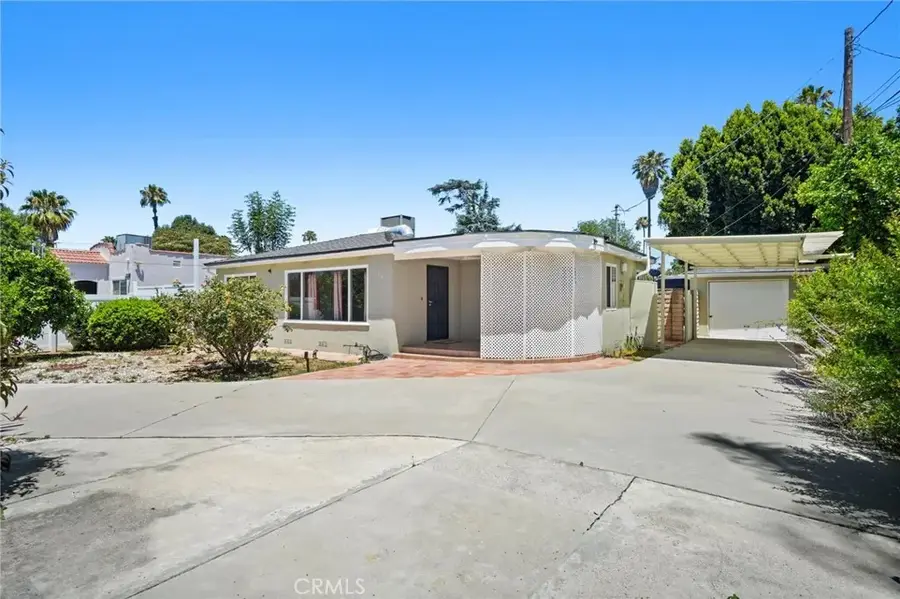 15841 Marlin Place, Lake Balboa, CA 91406 - #2