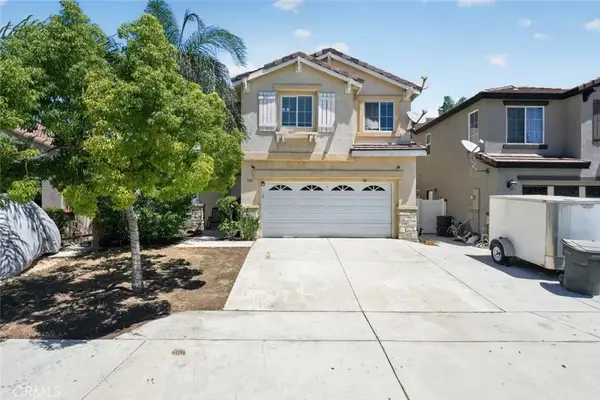 300 Camino De La Luna, Perris, CA 92571