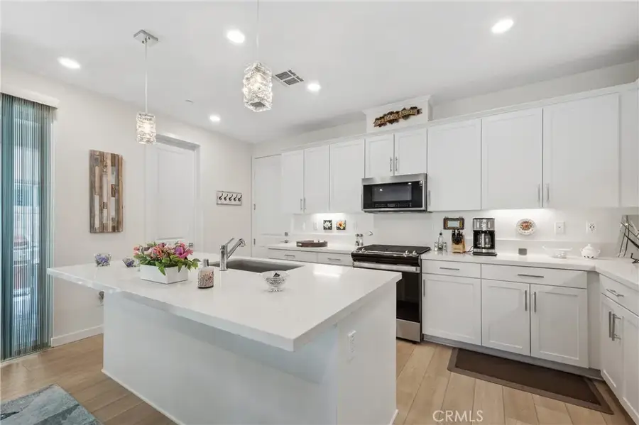 27632 Ensemble, Valencia, CA 91381 - #2