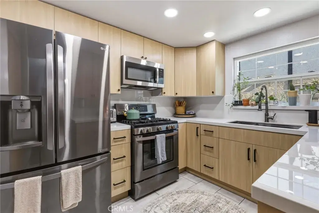 8927 Cedros #14, Panorama City, CA 91402 - #1
