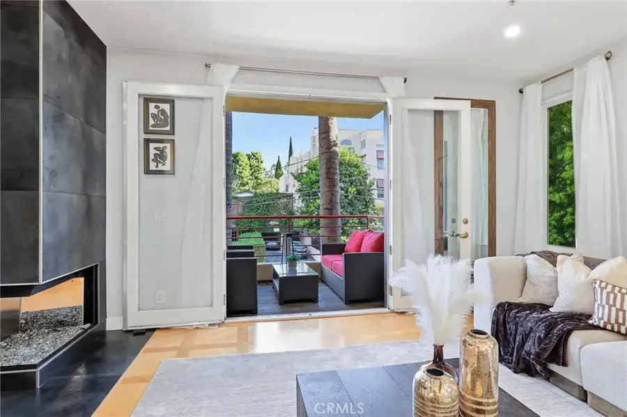 14271 Dickens Street #201, Sherman Oaks, CA 91423 - #3
