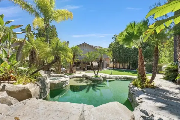 7521 E Hollow Oak Road, Anaheim, CA 92808