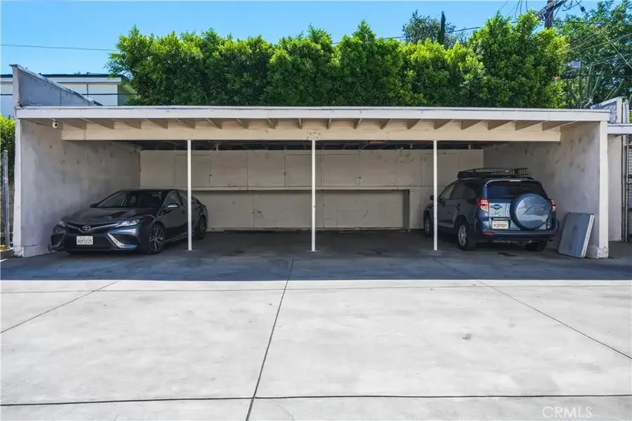4961 Kester Avenue, Sherman Oaks, CA 91403 - #3