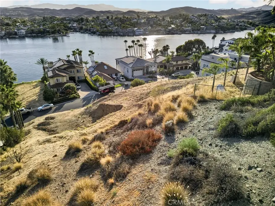 22343 San Joaquin, Canyon Lake, CA 92587 - #2