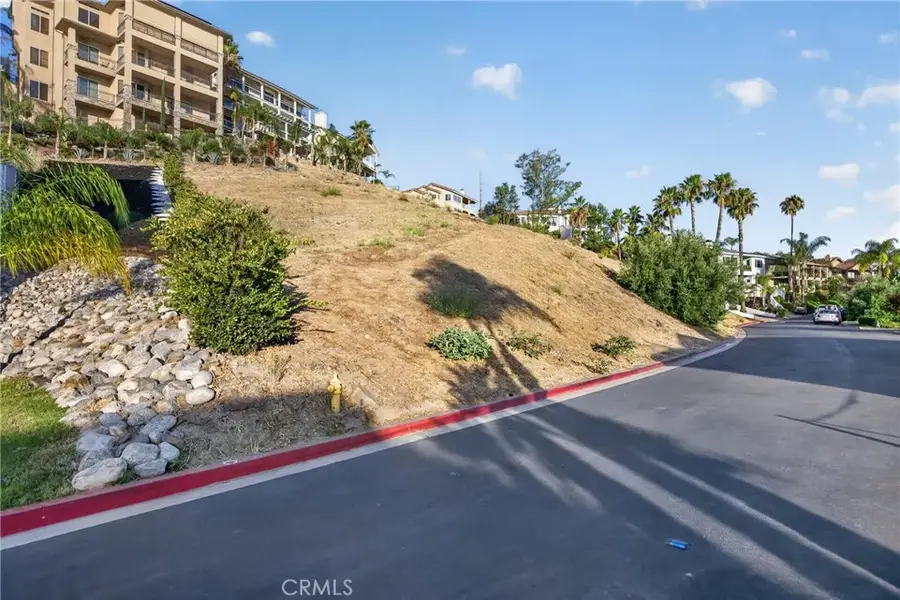 22343 San Joaquin, Canyon Lake, CA 92587 - #3
