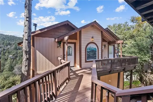 820 Arbula, Crestline, CA 92325