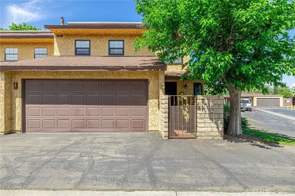 1543 W Avenue L #1, Lancaster, CA 93534