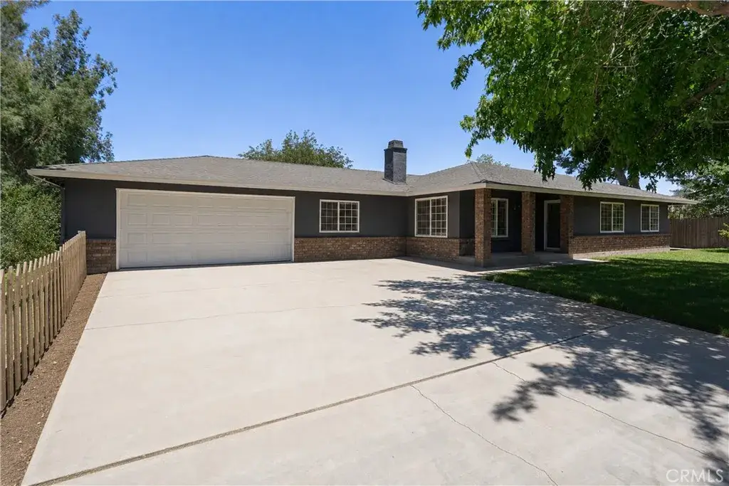 10755 E Avenue R10, Littlerock, CA 93543 - #1