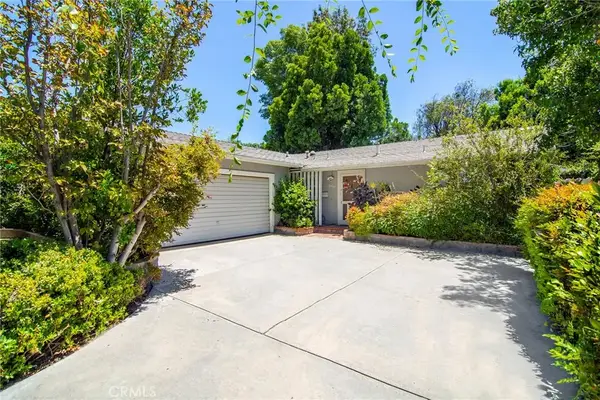 23518 Friar Street, Woodland Hills, CA 91367