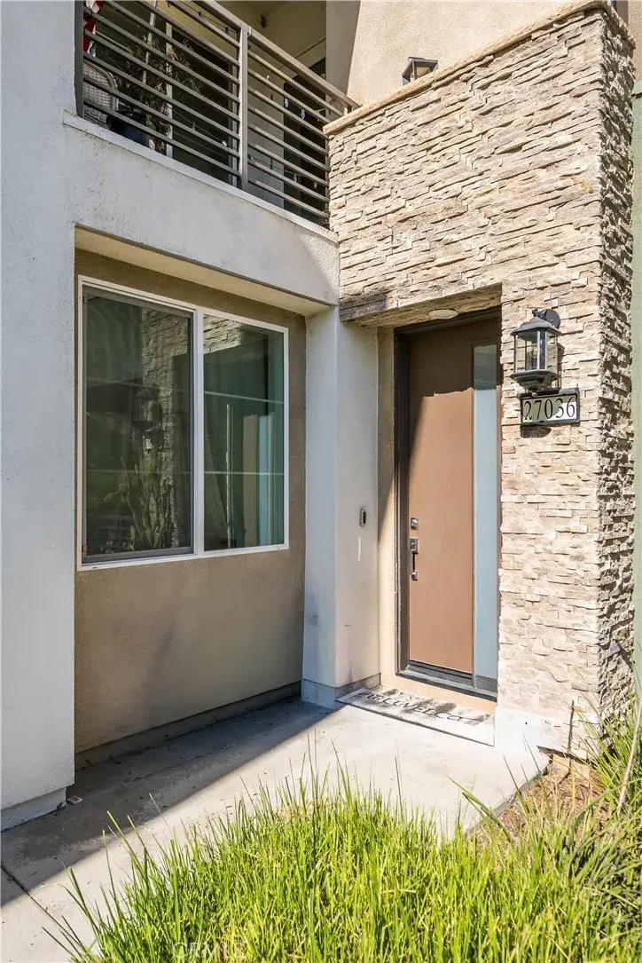 27036 Painted Sky, Valencia, CA 91381 - #2