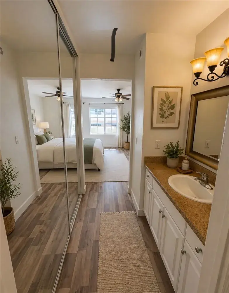 5550 Owensmouth #121, Woodland Hills, CA 91367 - #2