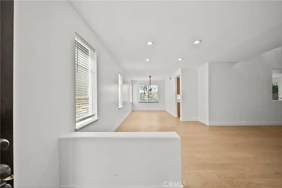 28379 Calex Dr, Valencia, CA 91354 - #3