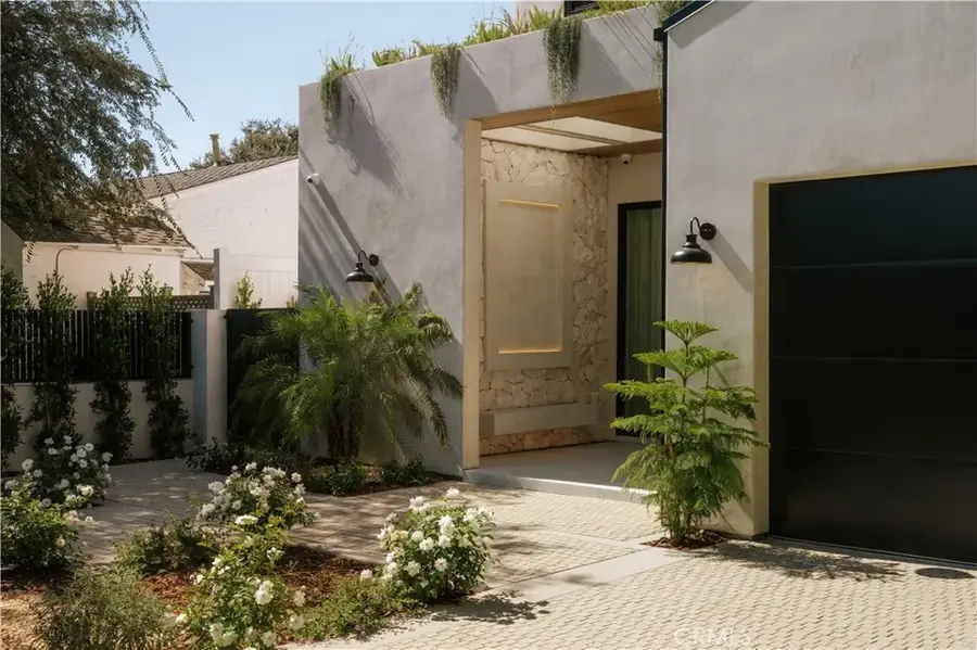 14755 Hesby Street, Sherman Oaks, CA 91403 - #3
