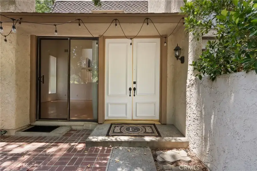 6121 Shoup Ave #35, Woodland Hills, CA 91367 - #3