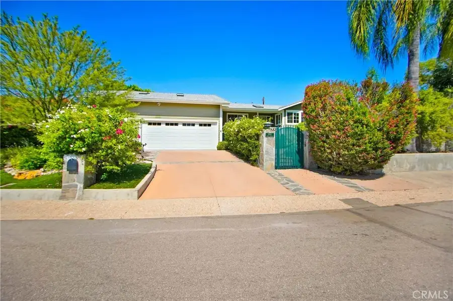 5062 Avenida Hacienda, Tarzana, CA 91356 - #2