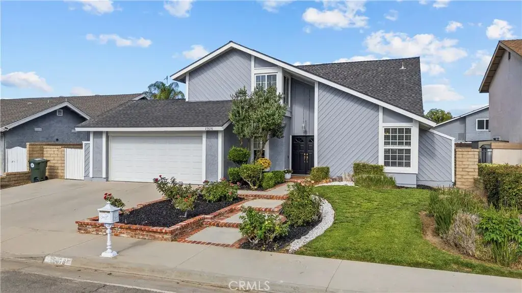 25676 Lochmoor, Valencia, CA 91355 - #1