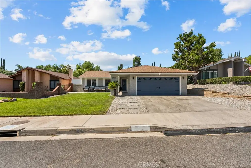 23026 Posada, Valencia, CA 91354 - #1