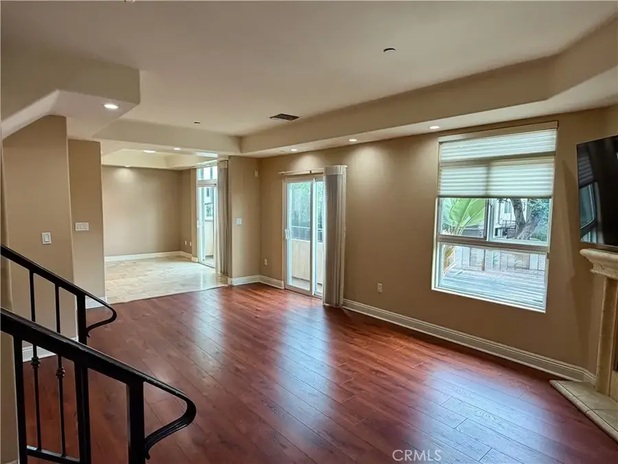 11323 Huston #1, North Hollywood, CA 91601 - #2