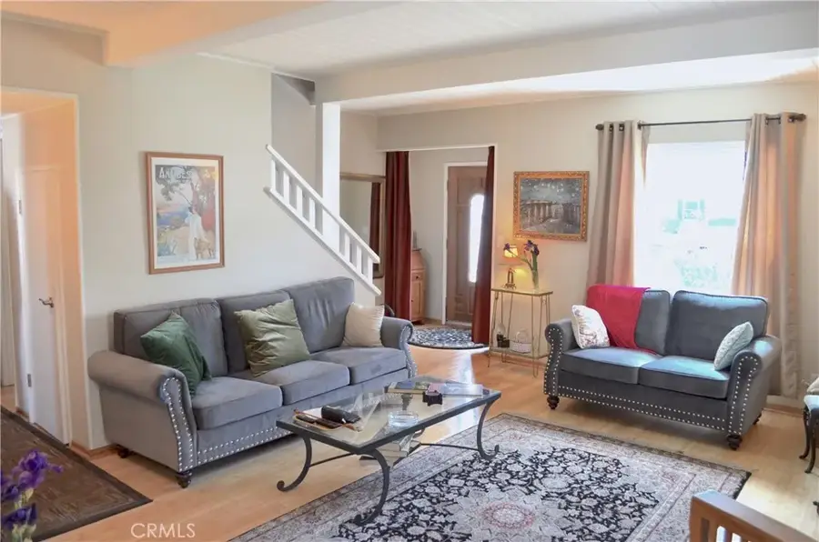 13827 Calvert Street, Valley Glen, CA 91401 - #3