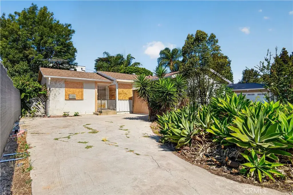 5807 Bevis Avenue, Sherman Oaks, CA 91411 - #1