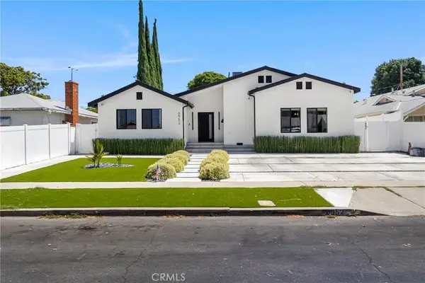 6952 Cozycroft Avenue, Winnetka, CA 91306
