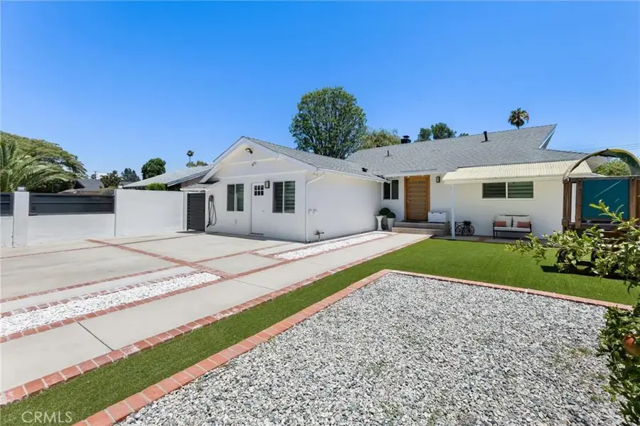 8416 Rhea Avenue, Northridge, CA 91324 - #3