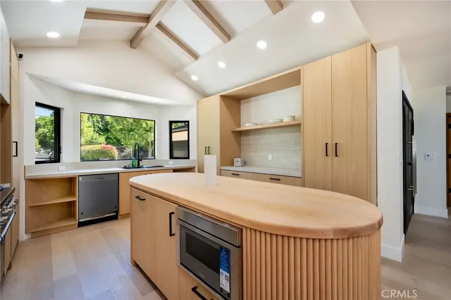 13562 Addison Street, Sherman Oaks, CA 91423 - #3