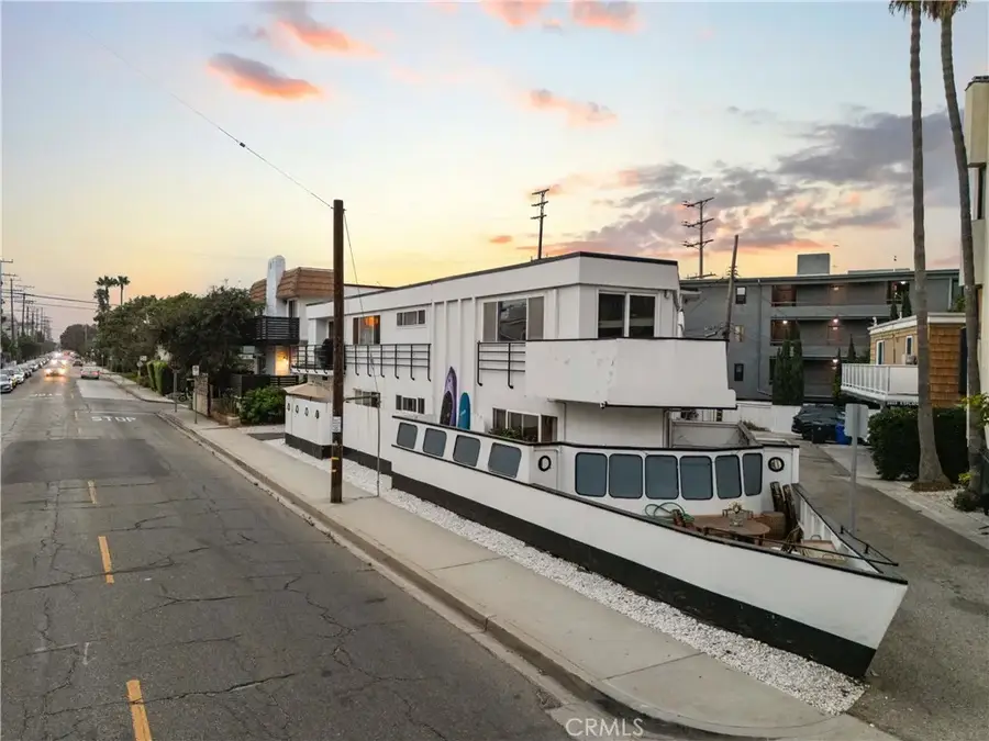 3906 Pacific Avenue, Marina Del Rey, CA 90292 - #3
