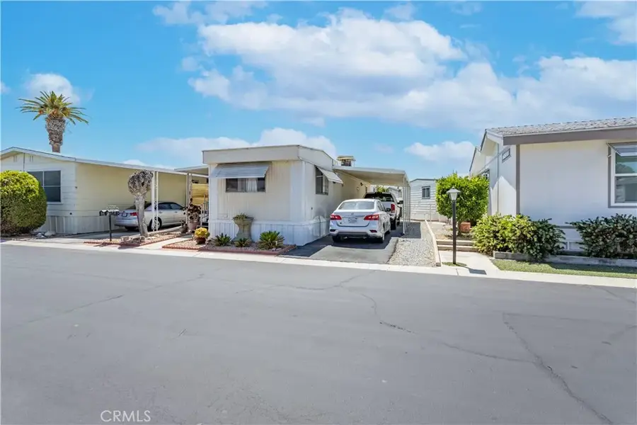 575 S Lyon #161, Hemet, CA 92543 - #3