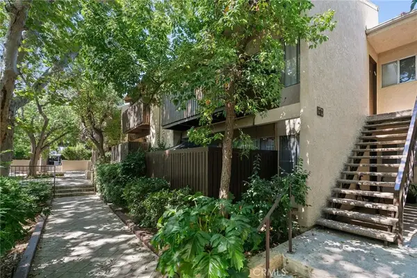 18350 Hatteras Street #267, Tarzana, CA 91356