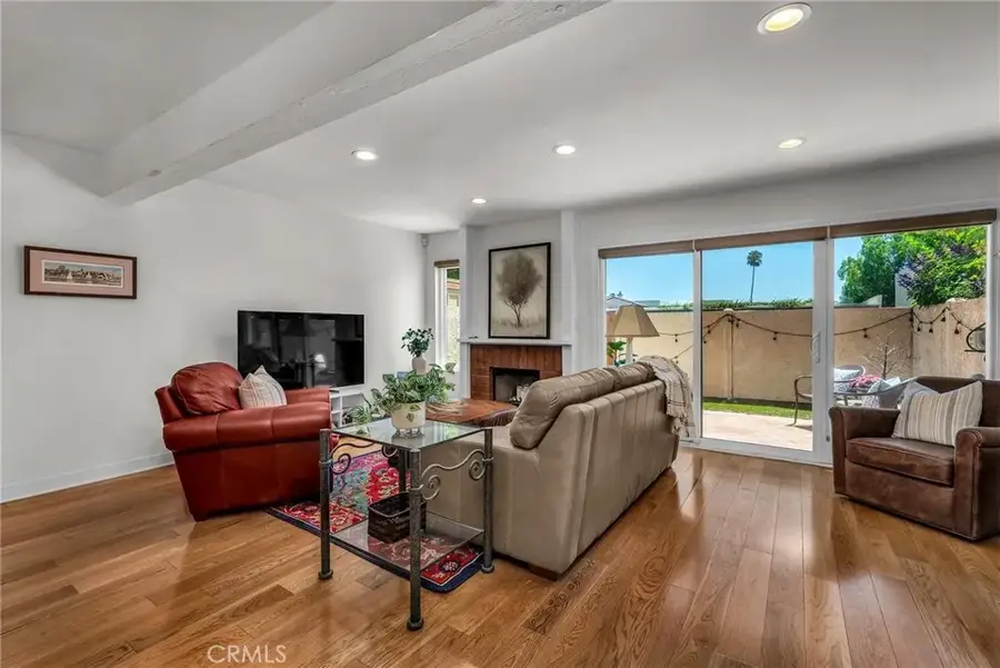 21555 Burbank Boulevard #47, Woodland Hills, CA 91367 - #2
