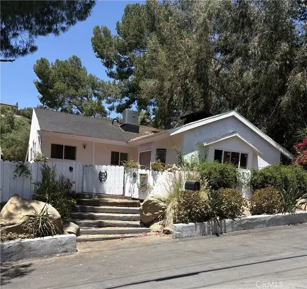 107 Ventura Way, Chatsworth, CA 91311