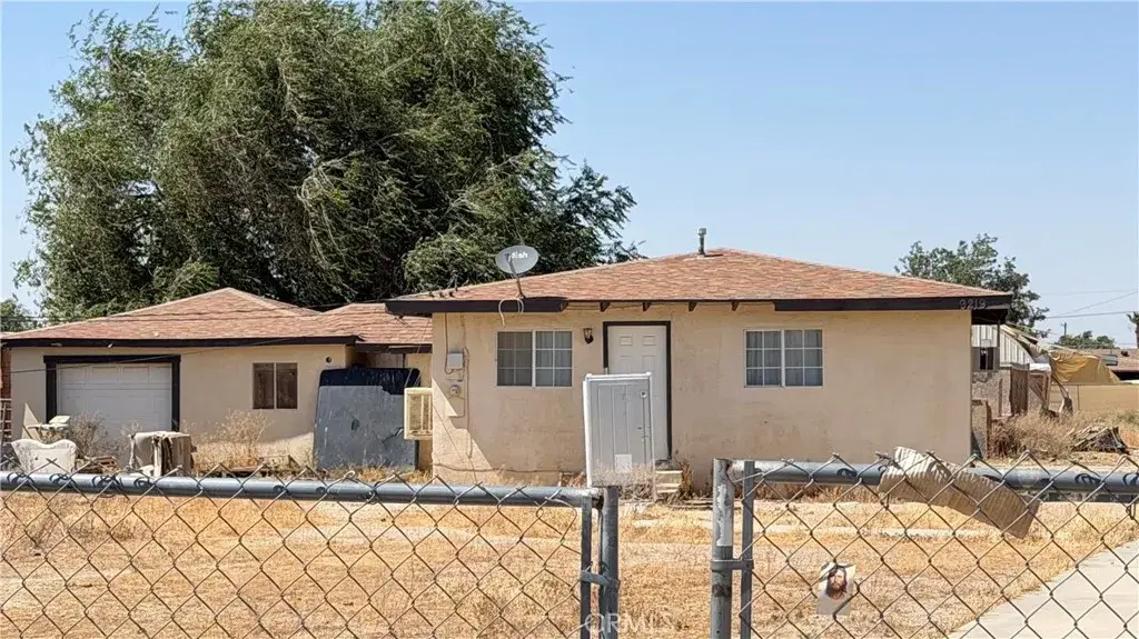 9219 E Avenue R, Littlerock, CA 93543 - #1
