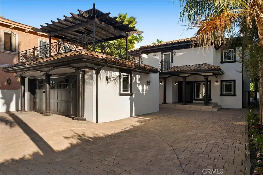 15014 Valleyheart, Sherman Oaks, CA 91403 - #3