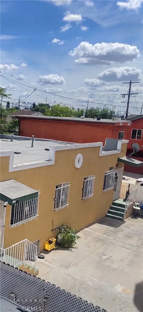 1335 E Adams, Los Angeles, CA 90011 - #3