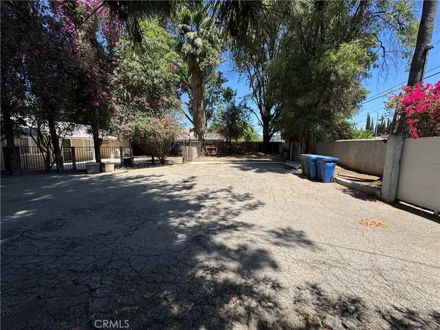 7521 Wilbur, Reseda, CA 91335 - #3