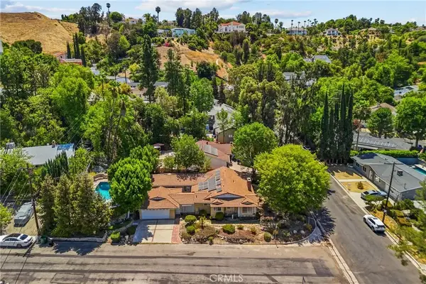 4898 Reforma Rd, Woodland Hills, CA 91364